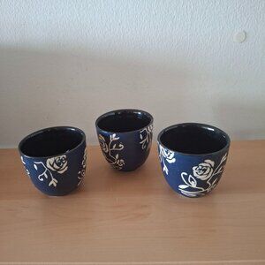 Set of 3 Beautiful Japanese-Style Ceramic Tea Cups (Yunomi) - 2.7"x2.5"